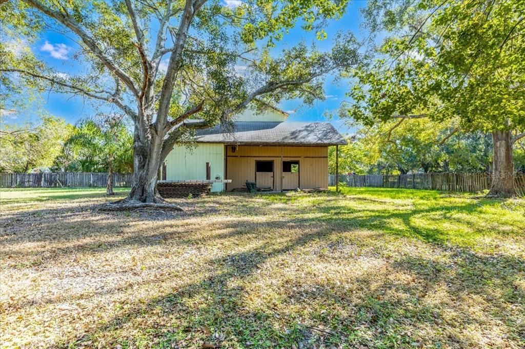 Activo con contrato: $525,000 (3 camas, 2 baños, 1856 Pies cuadrados)