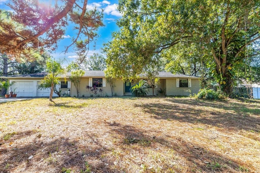 Activo con contrato: $525,000 (3 camas, 2 baños, 1856 Pies cuadrados)