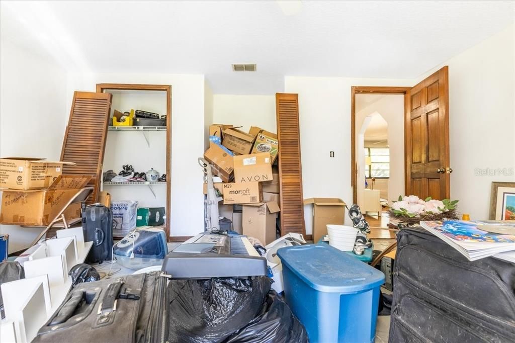 Activo con contrato: $525,000 (3 camas, 2 baños, 1856 Pies cuadrados)