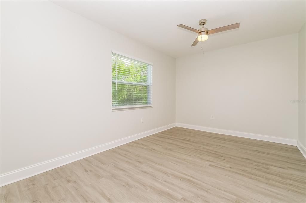 For Rent: $1,895 (3 beds, 2 baths, 1356 Square Feet)