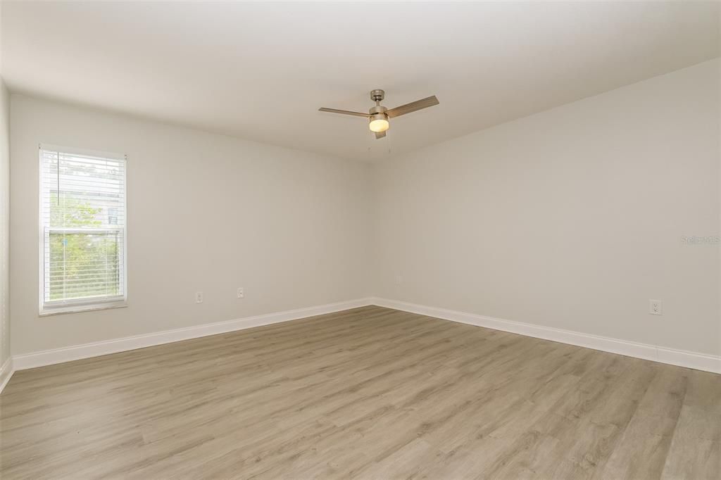 For Rent: $1,895 (3 beds, 2 baths, 1356 Square Feet)