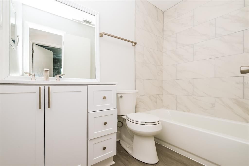 For Rent: $1,895 (3 beds, 2 baths, 1356 Square Feet)