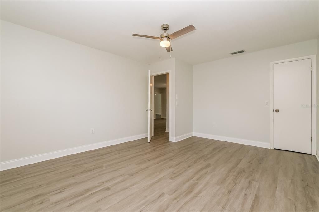 For Rent: $1,895 (3 beds, 2 baths, 1356 Square Feet)