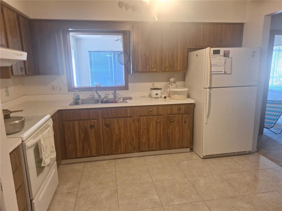 For Sale: $289,000 (2 beds, 2 baths, 1457 Square Feet)