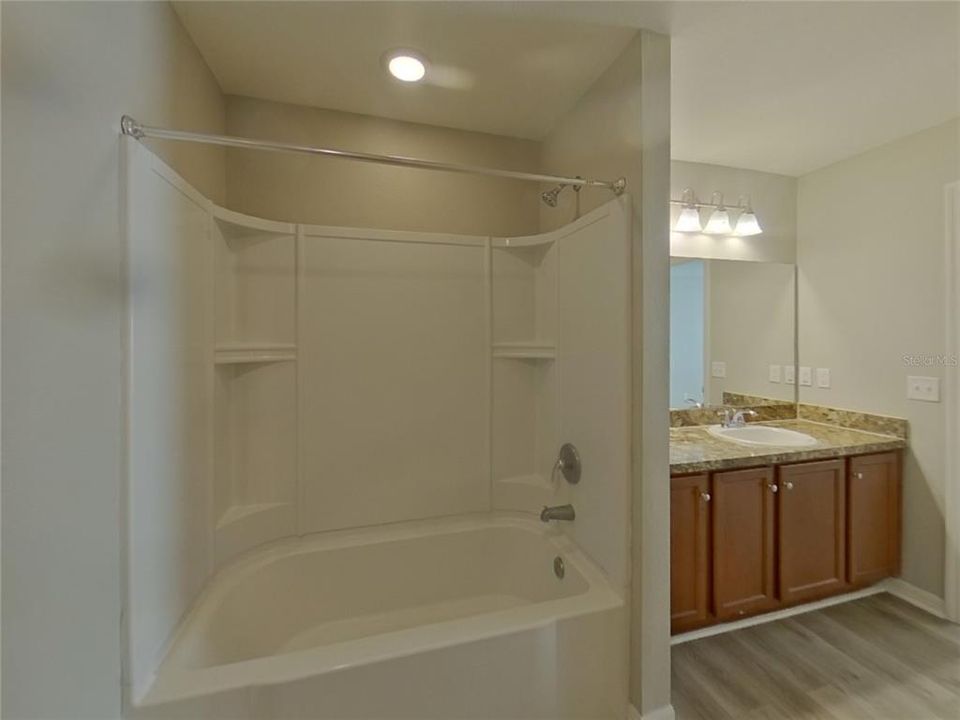 出租: $1,749 (3 贝兹, 2 浴室, 1582 平方英尺)