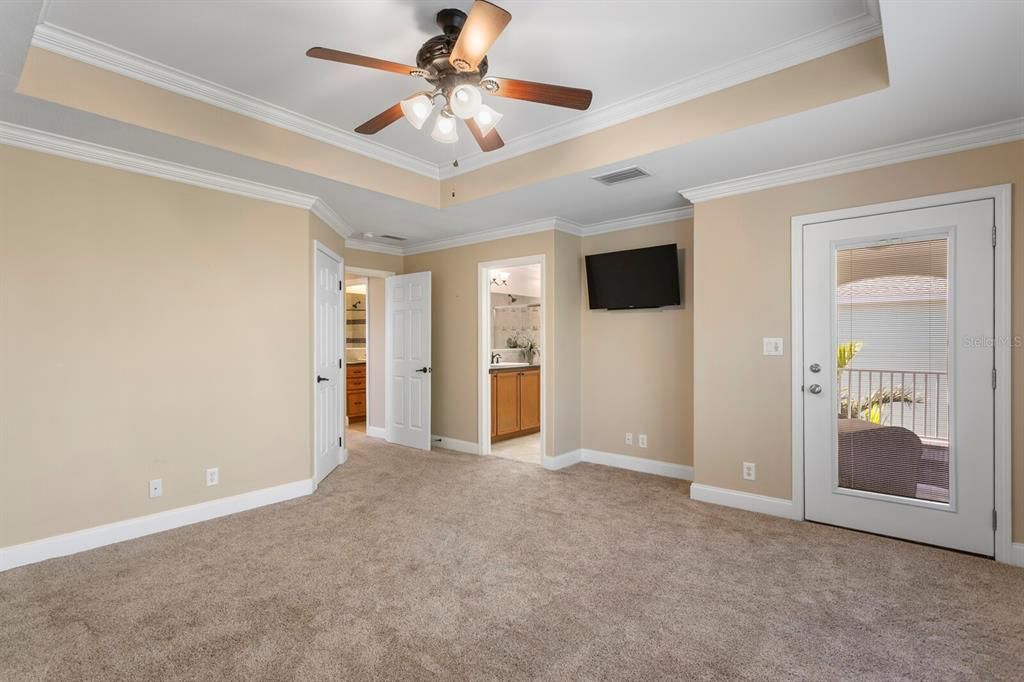 For Sale: $1,650,000 (3 beds, 3 baths, 2934 Square Feet)