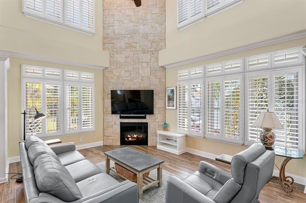 For Sale: $1,650,000 (3 beds, 3 baths, 2934 Square Feet)