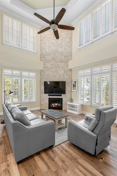 For Sale: $1,650,000 (3 beds, 3 baths, 2934 Square Feet)