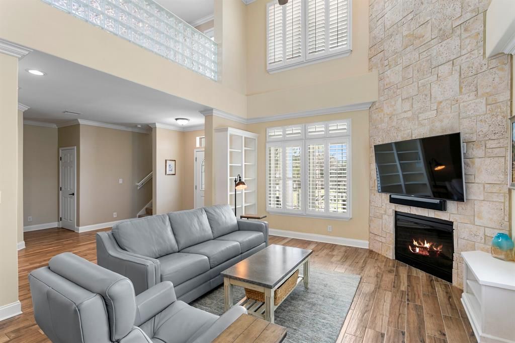 For Sale: $1,650,000 (3 beds, 3 baths, 2934 Square Feet)