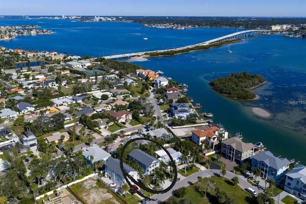 For Sale: $1,650,000 (3 beds, 3 baths, 2934 Square Feet)