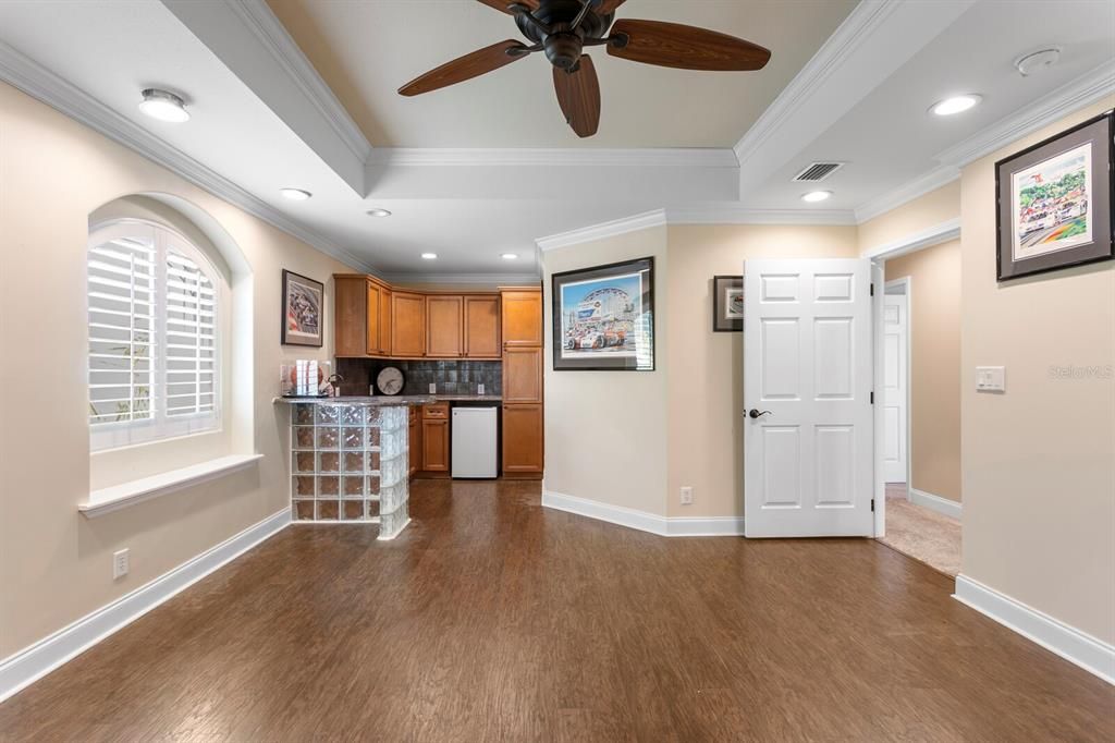 For Sale: $1,650,000 (3 beds, 3 baths, 2934 Square Feet)