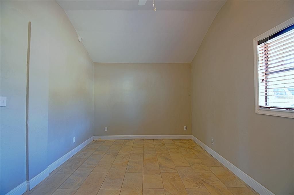 На продажу: $375,000 (3 спален, 2 ванн, 1668 Квадратных фут)