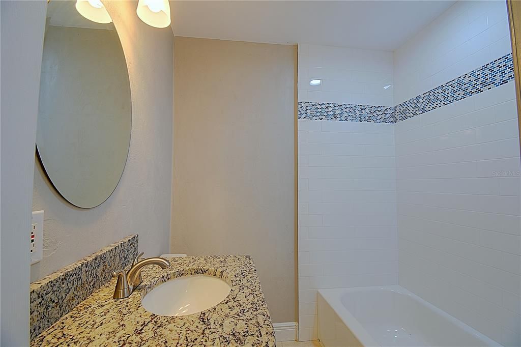 На продажу: $375,000 (3 спален, 2 ванн, 1668 Квадратных фут)