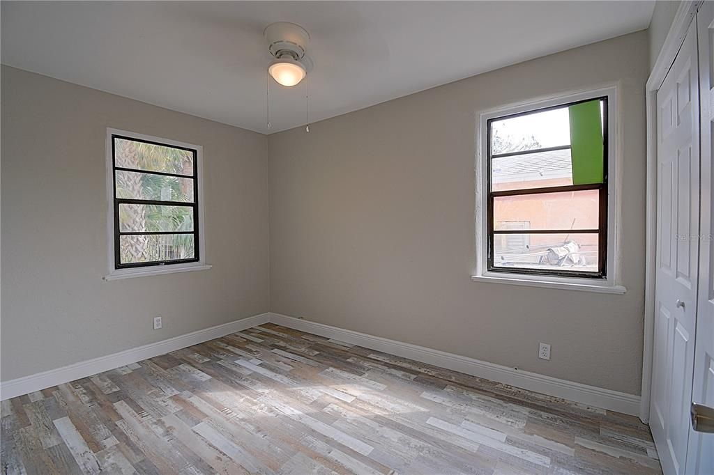 На продажу: $375,000 (3 спален, 2 ванн, 1668 Квадратных фут)