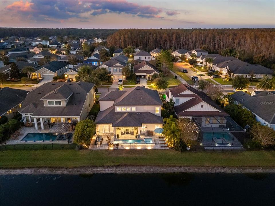 待售: $1,100,000 (6 贝兹, 5 浴室, 3460 平方英尺)