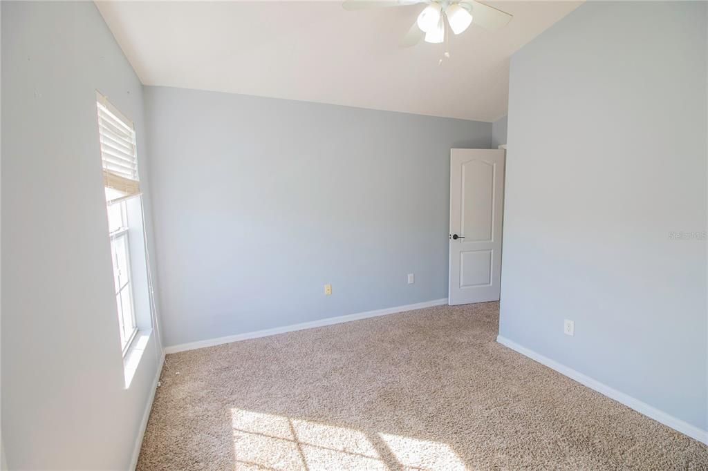 For Rent: $2,200 (4 beds, 3 baths, 1576 Square Feet)