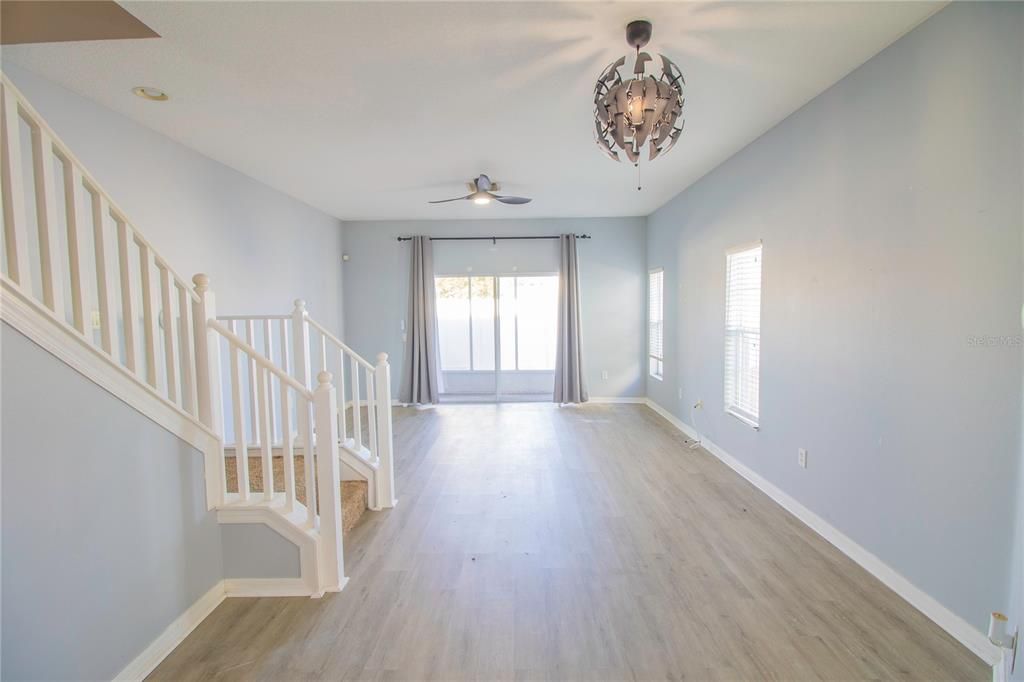 For Rent: $2,200 (4 beds, 3 baths, 1576 Square Feet)