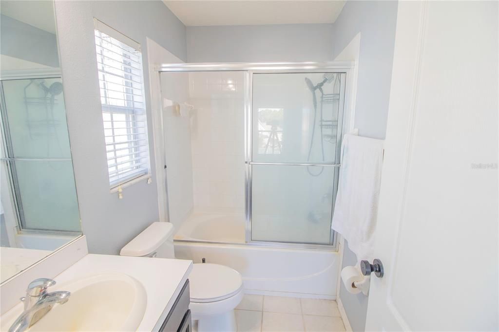 For Rent: $2,200 (4 beds, 3 baths, 1576 Square Feet)