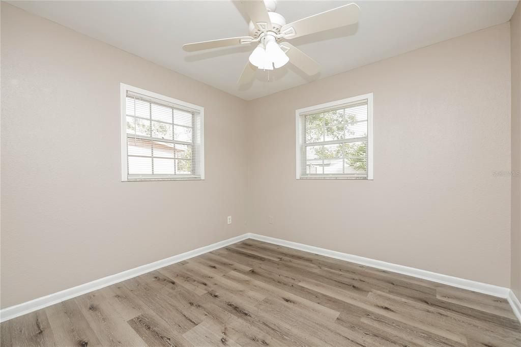 Active With Contract: $309,000 (4 beds, 2 baths, 1280 Square Feet)