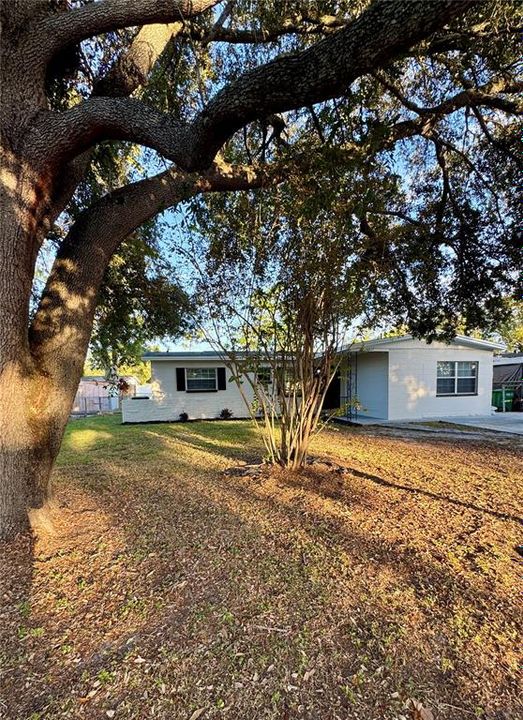 Active With Contract: $309,000 (4 beds, 2 baths, 1280 Square Feet)