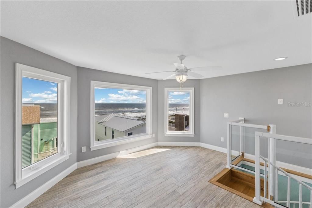 En Venta: $1,650,000 (4 camas, 3 baños, 3226 Pies cuadrados)