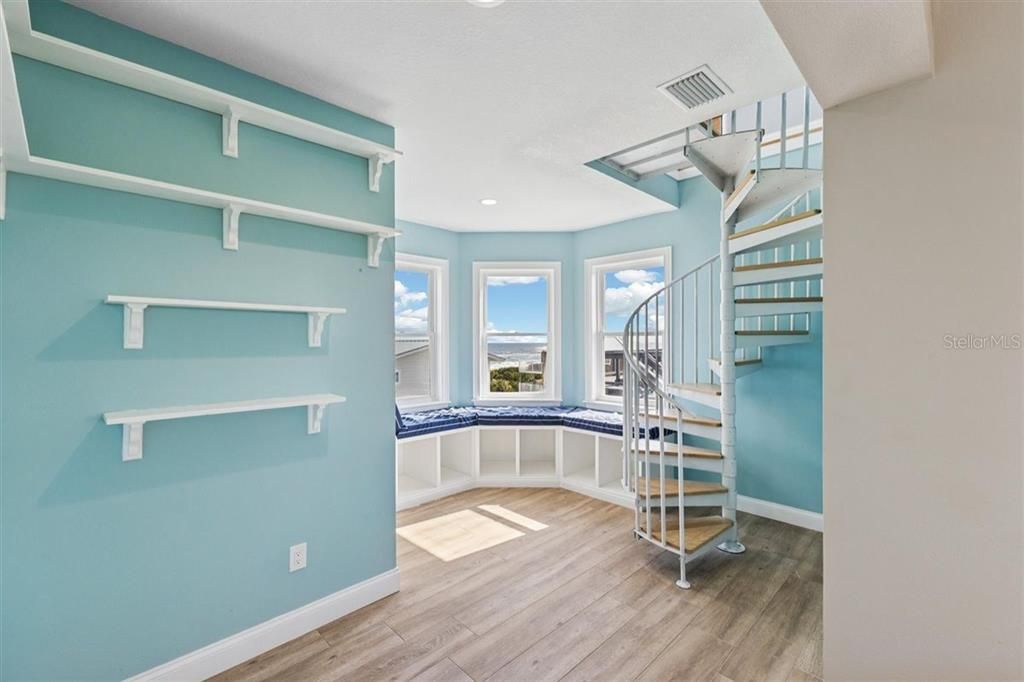 En Venta: $1,650,000 (4 camas, 3 baños, 3226 Pies cuadrados)