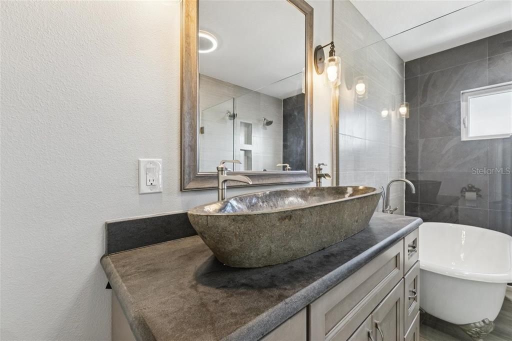 En Venta: $1,650,000 (4 camas, 3 baños, 3226 Pies cuadrados)