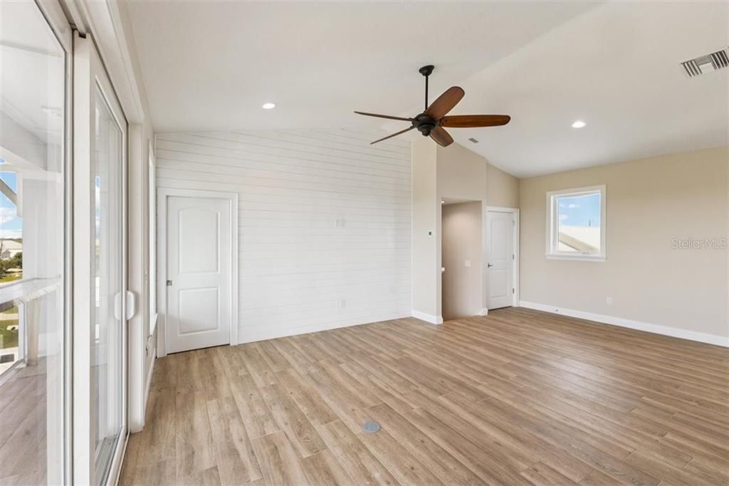 En Venta: $1,650,000 (4 camas, 3 baños, 3226 Pies cuadrados)