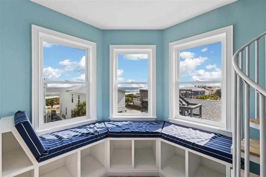 En Venta: $1,650,000 (4 camas, 3 baños, 3226 Pies cuadrados)