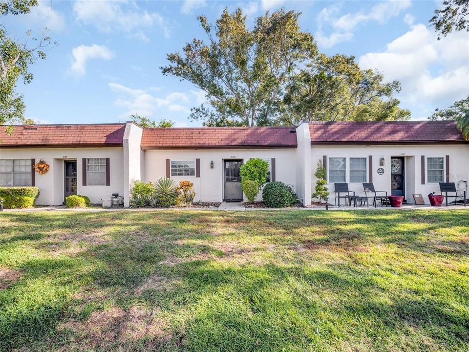 En Venta: $159,000 (2 camas, 2 baños, 806 Pies cuadrados)