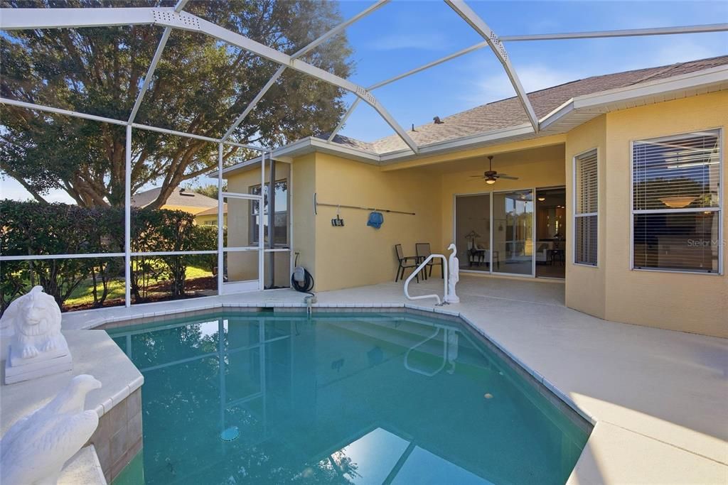 For Sale: $335,000 (3 beds, 2 baths, 1751 Square Feet)