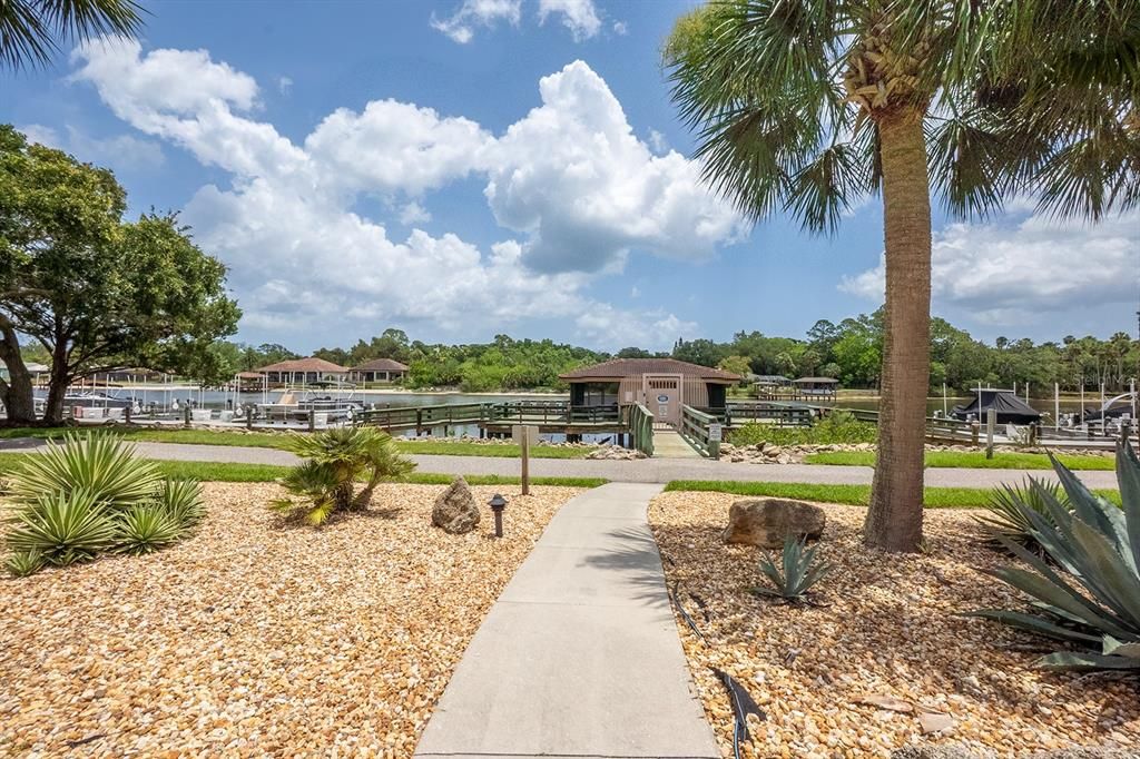 待售: $265,000 (3 贝兹, 2 浴室, 1377 平方英尺)