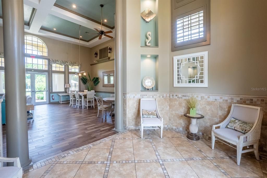 待售: $265,000 (3 贝兹, 2 浴室, 1377 平方英尺)