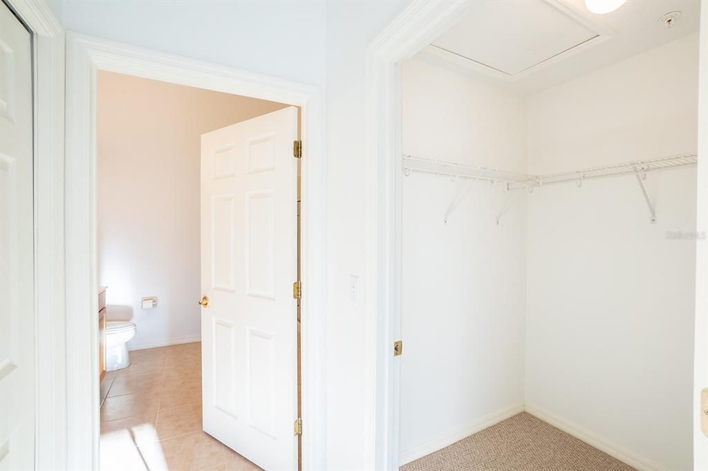 待售: $265,000 (3 贝兹, 2 浴室, 1377 平方英尺)