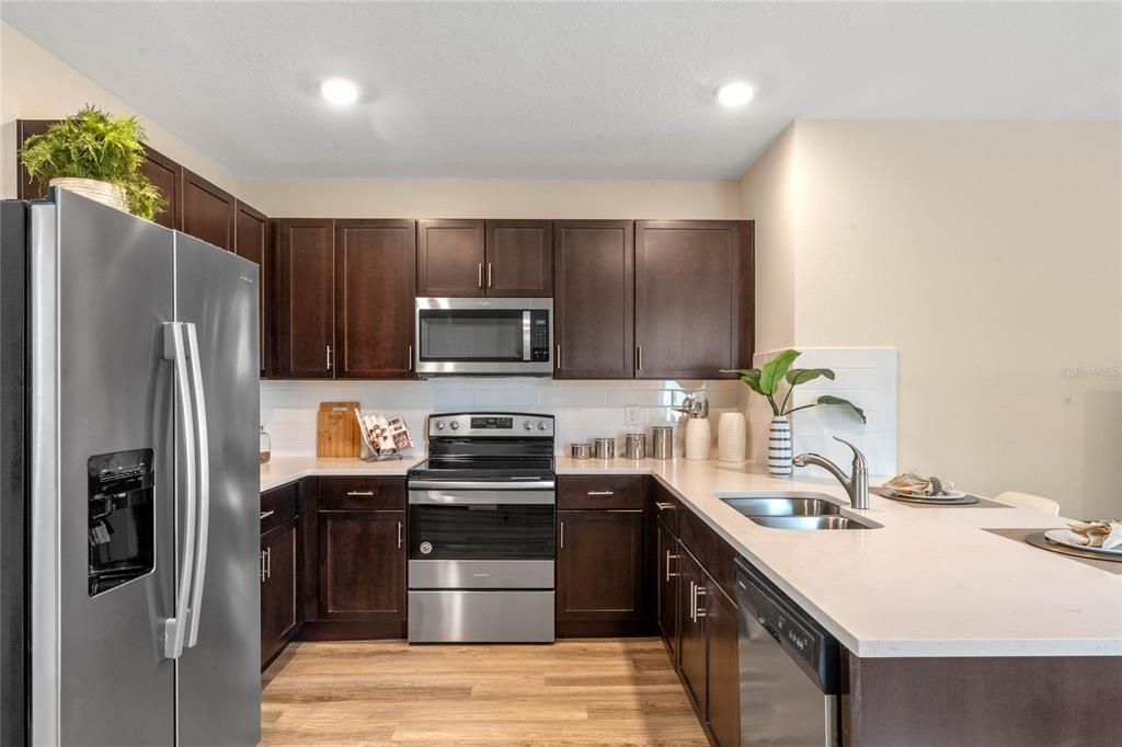 For Sale: $374,990 (3 beds, 2 baths, 1504 Square Feet)