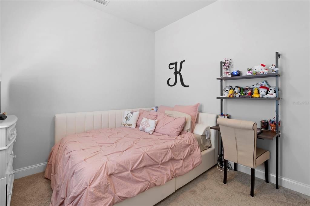 待售: $569,900 (3 贝兹, 2 浴室, 1933 平方英尺)