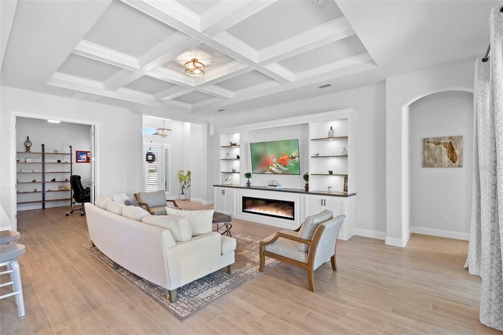 待售: $569,900 (3 贝兹, 2 浴室, 1933 平方英尺)