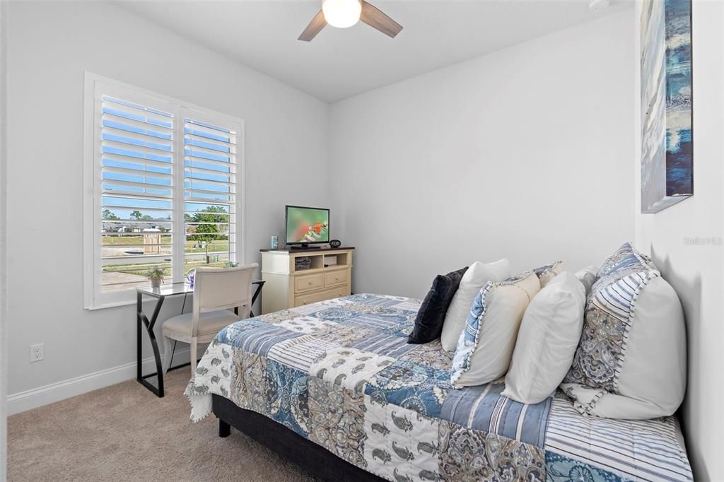 待售: $569,900 (3 贝兹, 2 浴室, 1933 平方英尺)