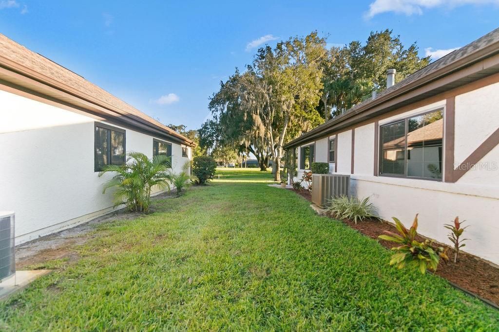 合同活跃: $279,900 (2 贝兹, 2 浴室, 1625 平方英尺)