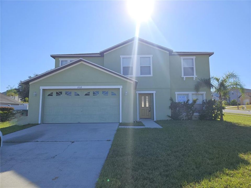 出租: $2,500 (4 贝兹, 2 浴室, 2564 平方英尺)