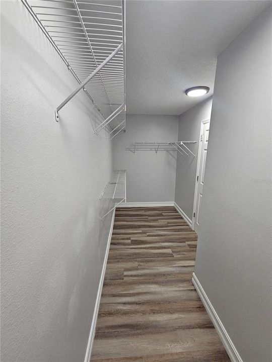 出租: $2,500 (4 贝兹, 2 浴室, 2564 平方英尺)