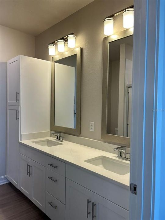 For Rent: $2,295 (3 beds, 2 baths, 1898 Square Feet)