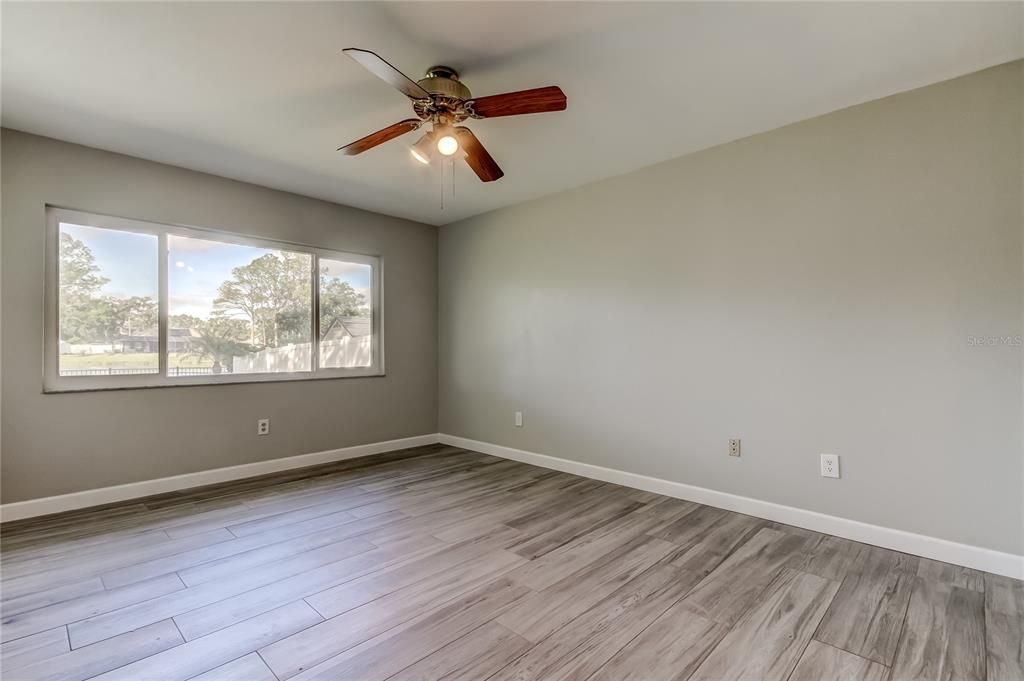 En Venta: $454,900 (3 camas, 2 baños, 1560 Pies cuadrados)