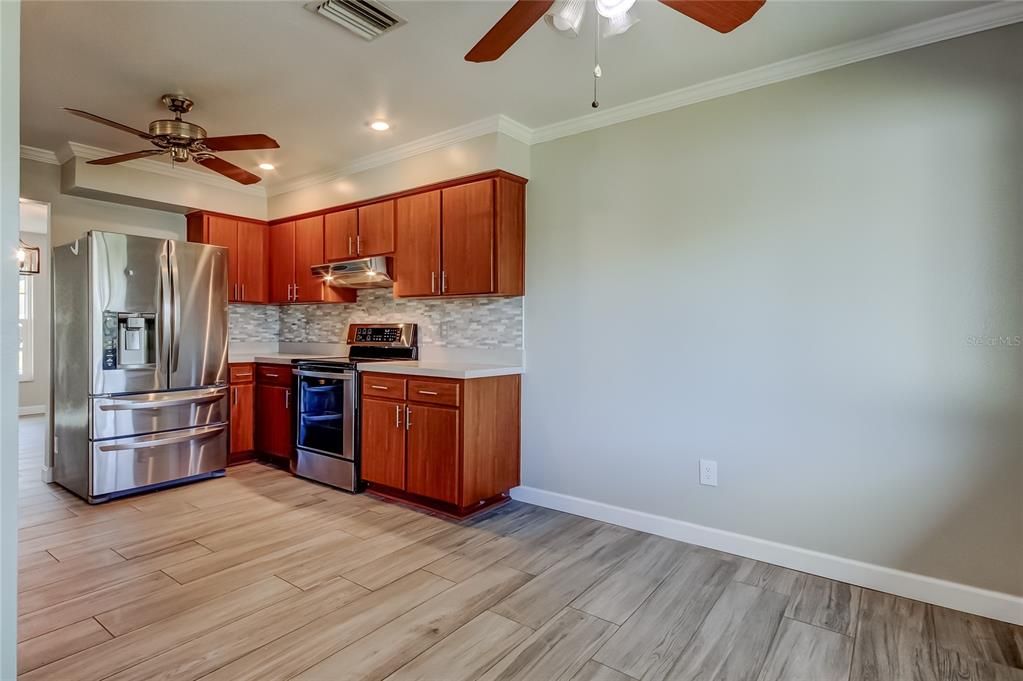 En Venta: $454,900 (3 camas, 2 baños, 1560 Pies cuadrados)