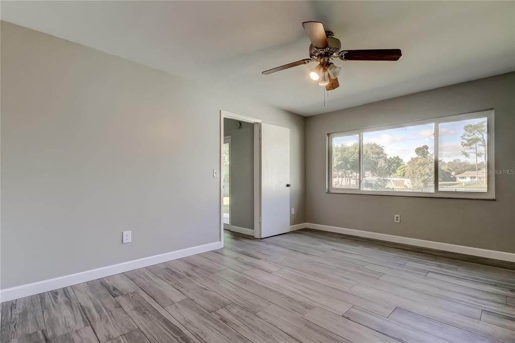 En Venta: $454,900 (3 camas, 2 baños, 1560 Pies cuadrados)