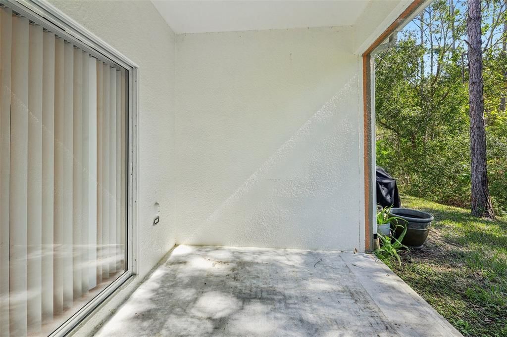 На продажу: $229,999 (2 спален, 2 ванн, 1161 Квадратных фут)