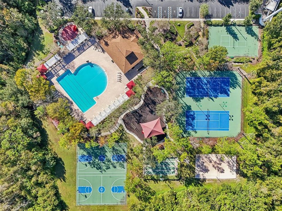 На продажу: $229,999 (2 спален, 2 ванн, 1161 Квадратных фут)