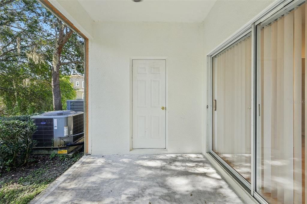 На продажу: $229,999 (2 спален, 2 ванн, 1161 Квадратных фут)