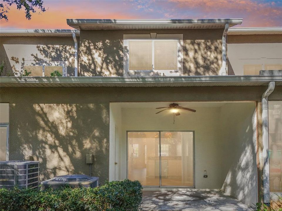 На продажу: $229,999 (2 спален, 2 ванн, 1161 Квадратных фут)