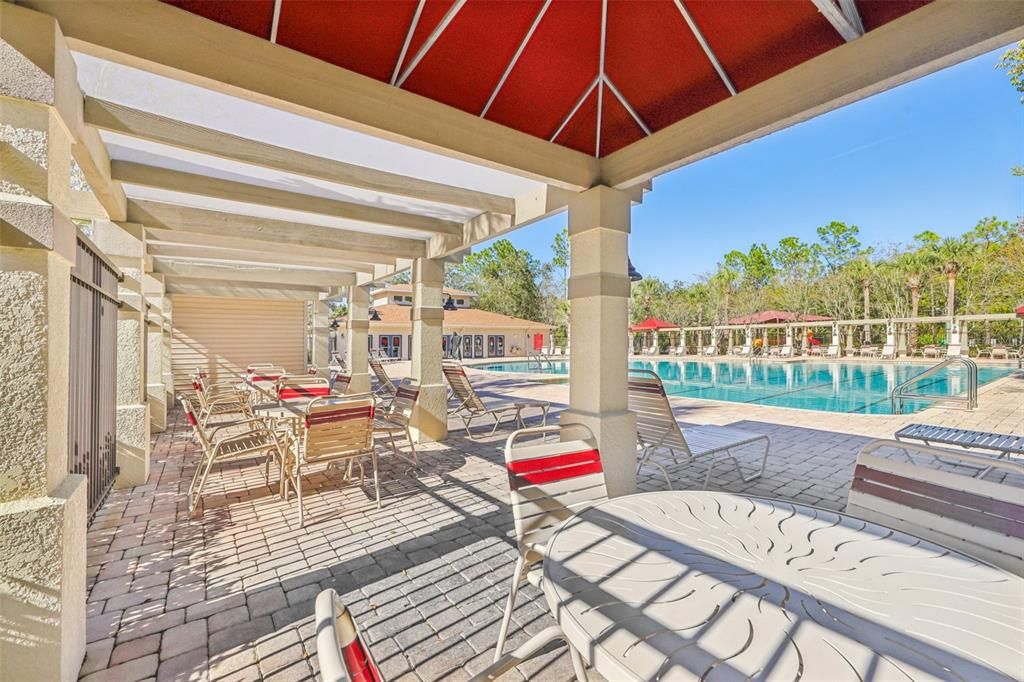 На продажу: $229,999 (2 спален, 2 ванн, 1161 Квадратных фут)